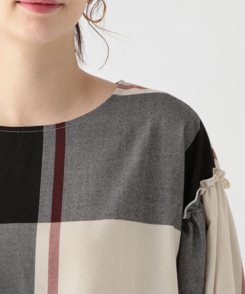 studio CLIP（スタディオクリップ）の「TRビッグチェックチュニック（ワンピース/ドレス・オフホワイト/レッド/ネイビー）」の10枚目の写真