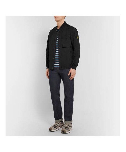 STONE ISLAND（ストーンアイランド）の「Stone Island Garment-Dyed Canvas Bomber Jacket（テーラードジャケット・メンズ・Black・S/XXL/XL/L/M）」の4枚目の写真