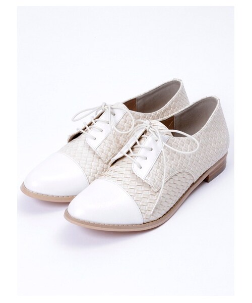 E hyphen world gallery(イーハイフンワールドギャラリー)の「【Special Price】マニッシュパンプス(パンプス・レディース・ブラック/ホワイト・L/M/S)」の1枚目の写真