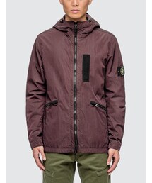 STONE ISLAND（ストーンアイランド）の「Nylon Metal Flock Hooded