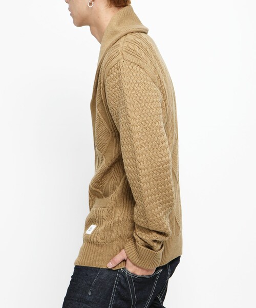 VANQUISH（ヴァンキッシュ）の「フィッシャーマンショールカラーカーディガン[VKT691]（トップス・メンズ・レッド/キャメル/ブラック・L）」の11枚目の写真