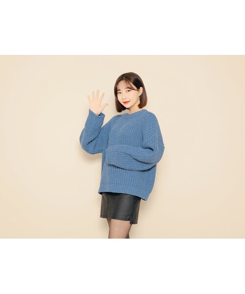 HOTPING（ホッピン）の「オーバーフィットカラーローゲージニット（ニット/セーター・レディース・Pink/Green/Blue/Orange/White・フリーサイズ）」の4枚目の写真