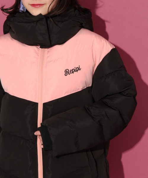 repipi armario（レピピ アルマリオ）の「シェブロンキリカエAダウン