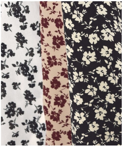 w closet(ダブルクローゼット)の「花柄プリントマーメイドスカート(スカート・レディース・オフホワイト/ベージュ/ブラック・FREE)」の12枚目の写真