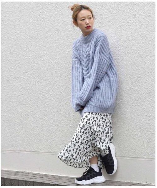 w closet(ダブルクローゼット)の「花柄プリントマーメイドスカート(スカート・レディース・オフホワイト/ベージュ/ブラック・FREE)」の16枚目の写真