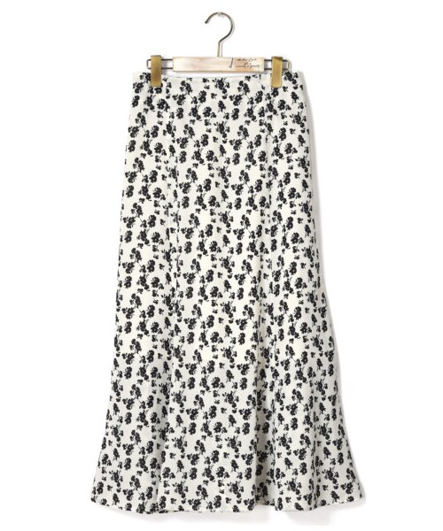 w closet(ダブルクローゼット)の「花柄プリントマーメイドスカート(スカート・レディース・オフホワイト/ベージュ/ブラック・FREE)」の1枚目の写真