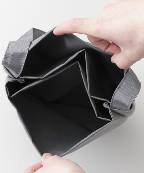 Aeta(アエタ)の「Aeta NYLON SHOULDER S(バッグ・メンズ・NAVY/KHAKI/GRAY/BLACK/BEIGE・FREE)」の10枚目の写真