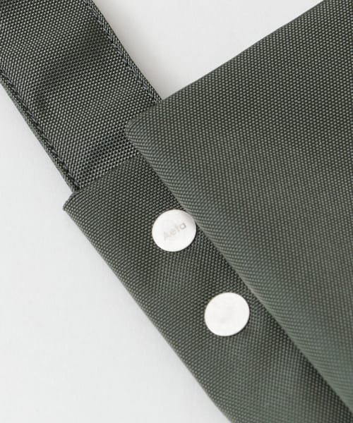 Aeta(アエタ)の「Aeta NYLON SHOULDER S(バッグ・メンズ・NAVY/KHAKI/GRAY/BLACK/BEIGE・FREE)」の12枚目の写真