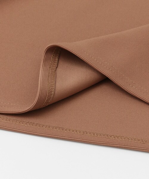 URBAN RESEARCH DOORS(アーバンリサーチドアーズ)の「バックグログランテーププルオーバー(トップス・レディース・COCOA/BLACK・one)」の16枚目の写真