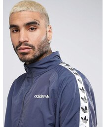 adidas originals tnt tape wind jacket
