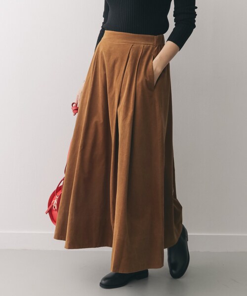 URBAN RESEARCH DOORS(アーバンリサーチドアーズ)の「コーデュロイロングフレアスカート(スカート・レディース・CAMEL/BLUE GREEN/GREGE・one)」の5枚目の写真