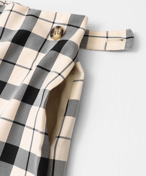 URBAN RESEARCH DOORS（アーバンリサーチドアーズ）の「チェックサイドシームレスパンツ（パンツ・レディース・GRY×NVY/BEG×BLK・36/38）」の13枚目の写真