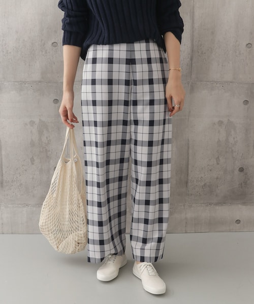 URBAN RESEARCH DOORS（アーバンリサーチドアーズ）の「チェックサイドシームレスパンツ（パンツ・レディース・GRY×NVY/BEG×BLK・36/38）」の2枚目の写真