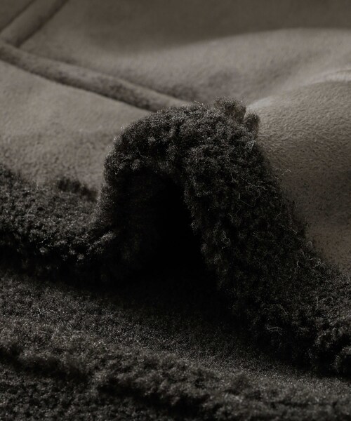 KBF(ケイビーエフ)の「ムスタンBIGジャケット(ジャケット/アウター・レディース・L/BEIGE/GRAY・one)」の16枚目の写真