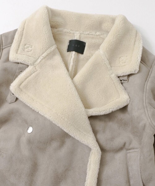 KBF(ケイビーエフ)の「ムスタンBIGジャケット(ジャケット/アウター・レディース・L/BEIGE/GRAY・one)」の8枚目の写真