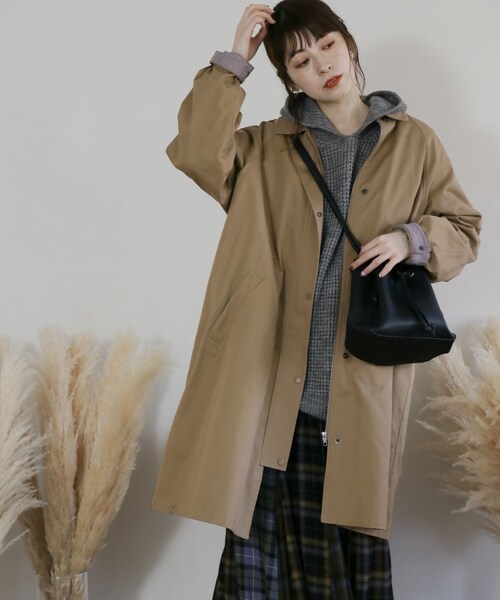 KBF（ケイビーエフ）の「WEB限定 ボーイッシュコート（ジャケット/アウター・レディース・CHARCOAL/BEIGE/GRAY CHECK/WINE CHECK・one）」の2枚目の写真