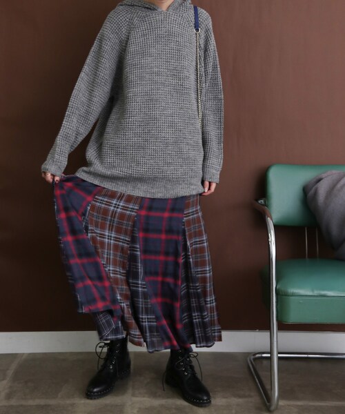 KBF（ケイビーエフ）の「MIXチェックフレアスカート（スカート・レディース・KHAKI mix/BLUE mix・one）」の7枚目の写真