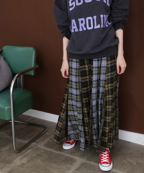 KBF（ケイビーエフ）の「MIXチェックフレアスカート（スカート・レディース・KHAKI mix/BLUE mix・one）」の4枚目の写真