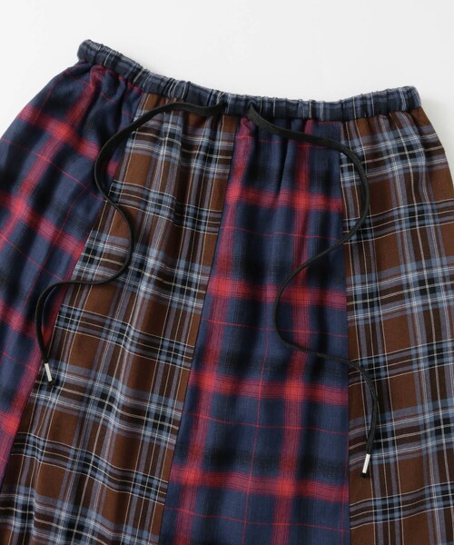 KBF（ケイビーエフ）の「MIXチェックフレアスカート（スカート・レディース・KHAKI mix/BLUE mix・one）」の15枚目の写真