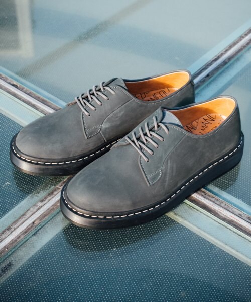 MANEBU（マネブ）の「MANEBU HIHIN NUBUCK（）」 - WEAR