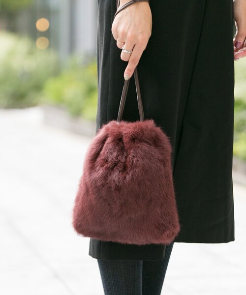 URBAN RESEARCH ROSSO WOMEN（アーバンリサーチ　ロッソ）の「ラビットファーミニ巾着（バッグ・レディース・MINT/YELLOW/GREEN/BORDEAUX・-）」の2枚目の写真