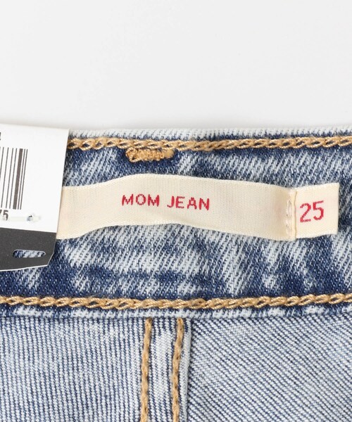 Levi's（リーバイス）の「Levi's MOM JEANS（パンツ・レディース・その他・25/26）」の4枚目の写真