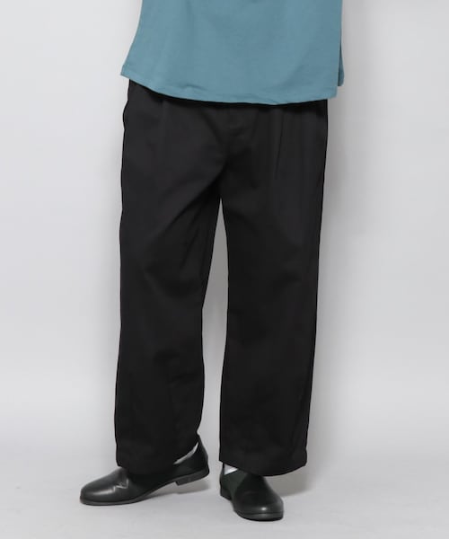 SENSE OF PLACE by URBAN RESEARCH(センスオブプレイスバイアーバンリサーチ)の「ボリュームワイドテーパードパンツ(パンツ・メンズ・BLACK/BEIGE/KHAKI・M/L)」の2枚目の写真