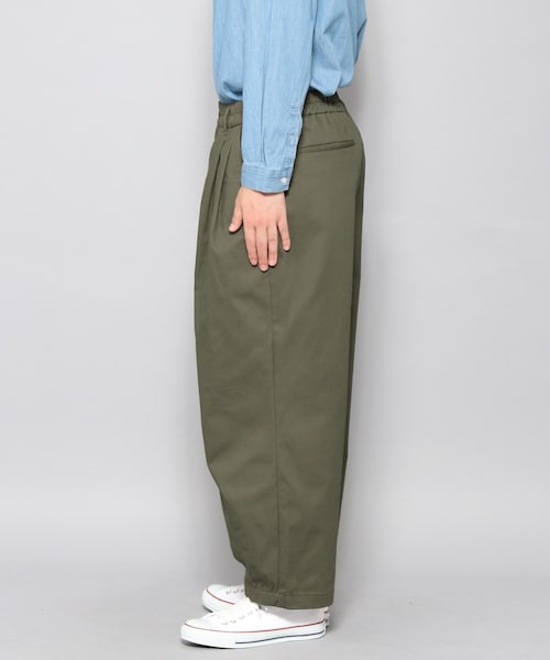 SENSE OF PLACE by URBAN RESEARCH(センスオブプレイスバイアーバンリサーチ)の「ボリュームワイドテーパードパンツ(パンツ・メンズ・BLACK/BEIGE/KHAKI・M/L)」の8枚目の写真