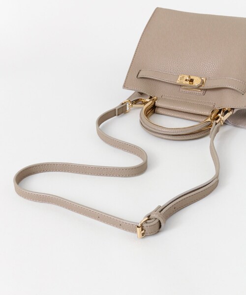 RODE SKO（ロデスコ）の「MAILA プチメタルスクエアトートバッグ（バッグ・レディース・GRAY/BLACK/OFF WHITE・one）」の18枚目の写真