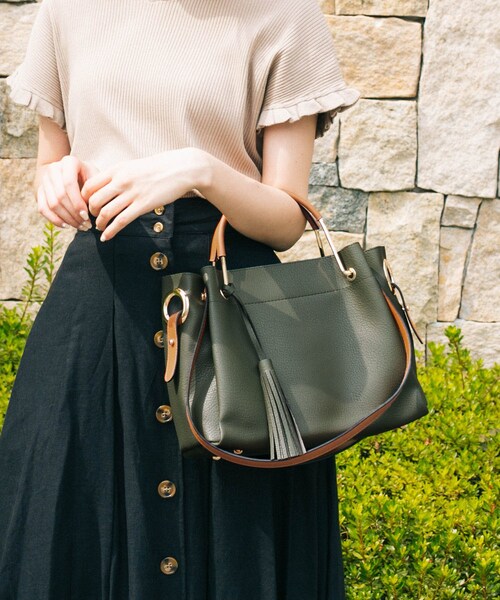 RODE SKO(ロデスコ)の「【TVドラマ使用】JOLANDA ワイド4WAYトートバッグ(バッグ・レディース・CAMEL/MAUVE/KHAKI/SAX/BLACK/WHITE・one)」の7枚目の写真