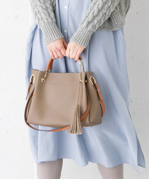 RODE SKO(ロデスコ)の「【TVドラマ使用】JOLANDA ワイド4WAYトートバッグ(バッグ・レディース・CAMEL/MAUVE/KHAKI/SAX/BLACK/WHITE・one)」の8枚目の写真