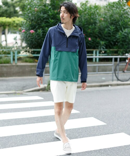 URBAN RESEARCH Sonny Label（アーバンリサーチサニーレーベル）の「マルチファンクションパッカブルアノラックパーカー（トップス・メンズ・ブラック/ブルー×グリーン/ブラック×カモ/キャメル×ネイビー・M/L）」の11枚目の写真