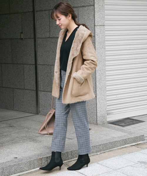 URBAN RESEARCH（アーバンリサーチ）の「リバーシブルフェイクムートン