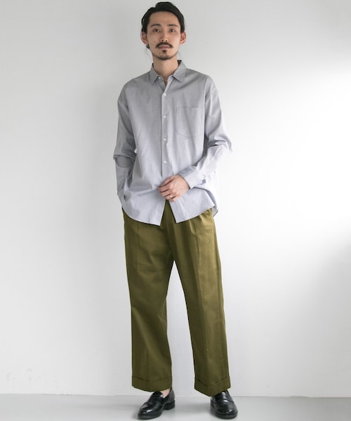 URBAN RESEARCH（アーバンリサーチ）の「コットンサテンワイドトラウザー（パンツ・メンズ・L.BEIGE/NAVY/L.KHAKI/KHAKI/CHINO.BEG/BROWN/CHARCOAL/GRAY/BLUE GRAY/BLACK・M/L）」の18枚目の写真