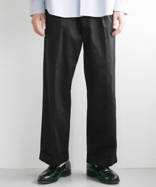 URBAN RESEARCH（アーバンリサーチ）の「コットンサテンワイドトラウザー（パンツ・メンズ・L.BEIGE/NAVY/L.KHAKI/KHAKI/CHINO.BEG/BROWN/CHARCOAL/GRAY/BLUE GRAY/BLACK・M/L）」の8枚目の写真