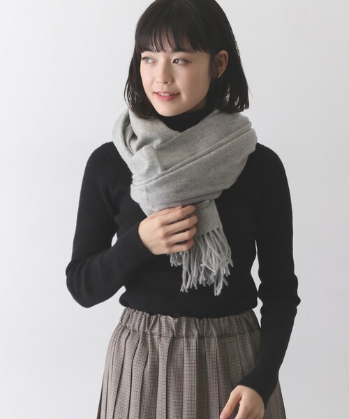 かぐれ(カグレ)の「カシミヤストール(ファッション雑貨・レディース・MOCHA/GRAY/NAVY・FREE)」の2枚目の写真
