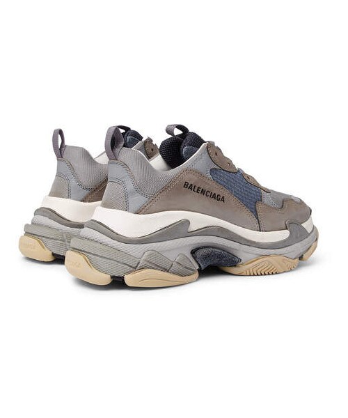 BALENCIAGA（バレンシアガ）の「Balenciaga Triple S Mesh, Nubuck And Leather Sneakers（スニーカー・メンズ・Gray・Eu44/Eu39/Eu46/Eu40/Eu43/Eu41/Eu42/Eu45）」の3枚目の写真