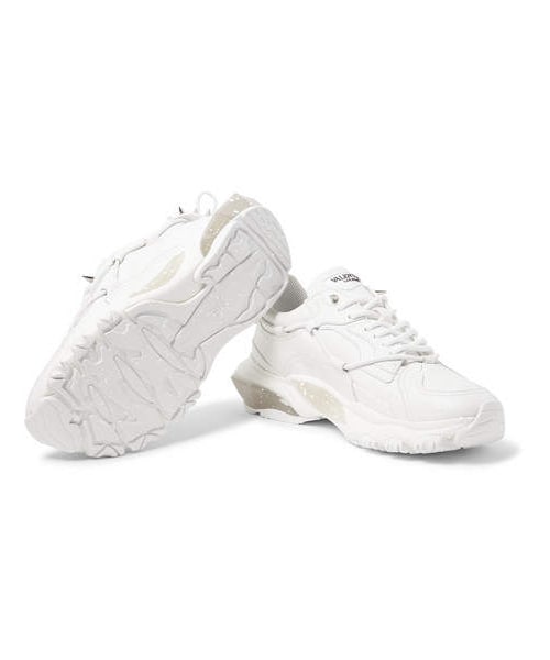 VALENTINO(ヴァレンティノ)の「Valentino Garavani Bounce Leather And Mesh Sneakers(スニーカー・メンズ・White・Eu42/Eu44/Eu41/Eu43.5/Eu45/Eu40/Eu42.5/Eu43)」の3枚目の写真