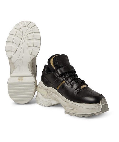 Maison Margiela（メゾンマルジェラ）の「Maison Margiela Distressed Leather Sneakers（スニーカー・メンズ・Black・Eu41/Eu45/Eu42/Eu43）」の5枚目の写真