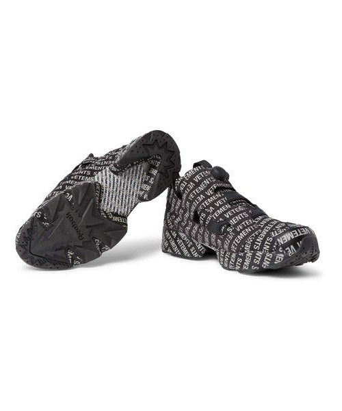 VETEMENTS(ヴェトモン)の「Vetements + Reebok Instapump Logo-Print Sneakers(スニーカー・メンズ・Black・Eu40/Eu41/Eu45/Eu43/Eu39/Eu42)」の5枚目の写真