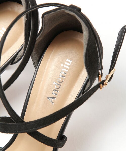 Andemiu(アンデミュウ)の「ストラップパンプス(シューズ・グレー/ブラック/レッド)」の19枚目の写真