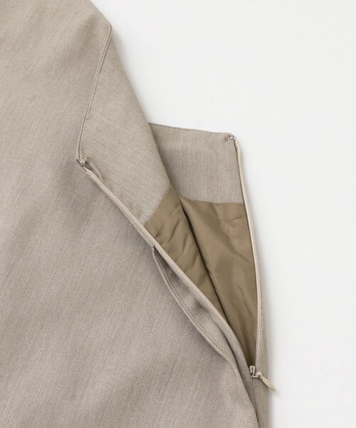 KBF（ケイビーエフ）の「WEB限定 ワンショルダーサロペットスカート（ワンピース/ドレス・レディース・MOCHA/OFF/BLACK・one）」の17枚目の写真