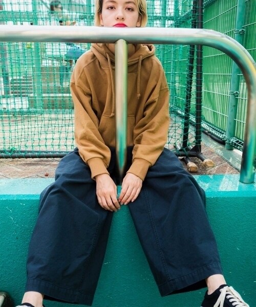 RNA-N（アールエヌエーエヌ）の「＜予約＞度詰OE裏毛パーカー（トップス・レディース・キャメル・M）」の13枚目の写真