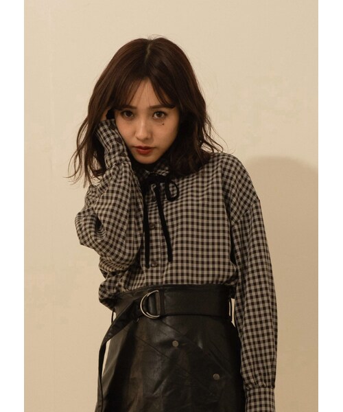 N WITH.（エヌウィズ）の「ボリュームスリーブチェックブラウス（シャツ/ブラウス・レディース・ピンク/ブラウン・F）」の2枚目の写真