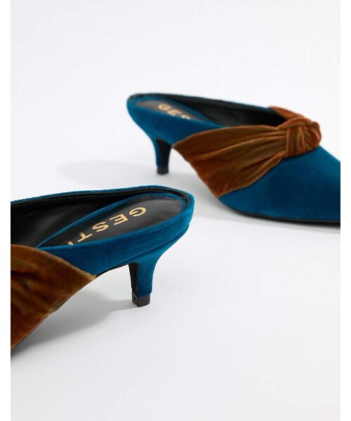 Gestuz（）の「Gestuz velvet kitten heel mules（サンダル）」 WEAR