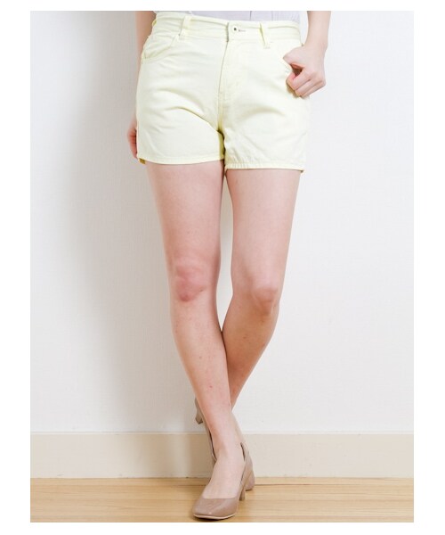 earth music&ecology（アースミュージックアンドエコロジー）の「【Special Price】カラーショートパンツ（ショートパンツ・レディース・ラベンダー/オフホワイト/ライトイエロー/ミント/ライトピンク・L/M/S）」の4枚目の写真