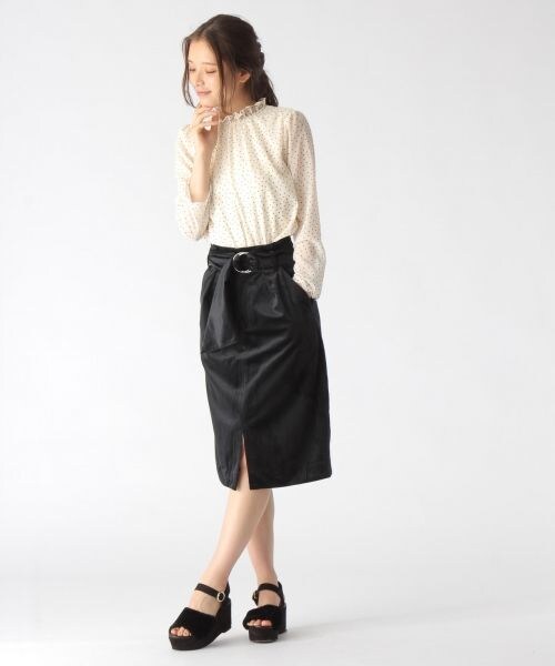 mysty woman（ミスティウーマン）の「ベルト付ベロアタイトスカート（スカート・レディース・ピンク系/ネイビー・F）」の6枚目の写真