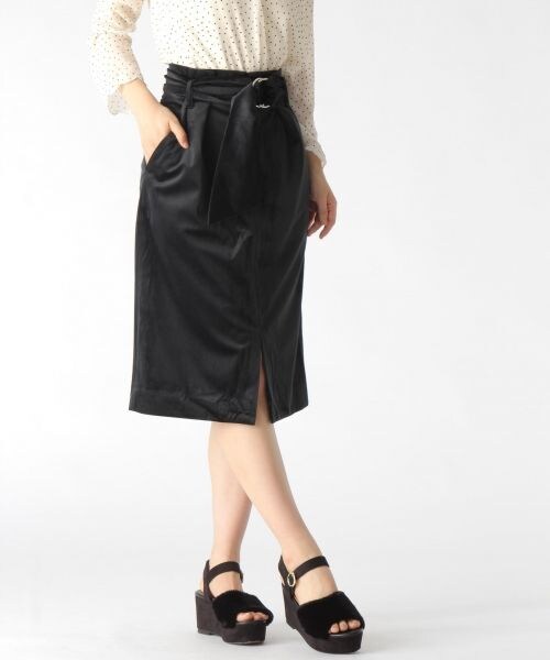 mysty woman（ミスティウーマン）の「ベルト付ベロアタイトスカート（スカート・レディース・ピンク系/ネイビー・F）」の2枚目の写真