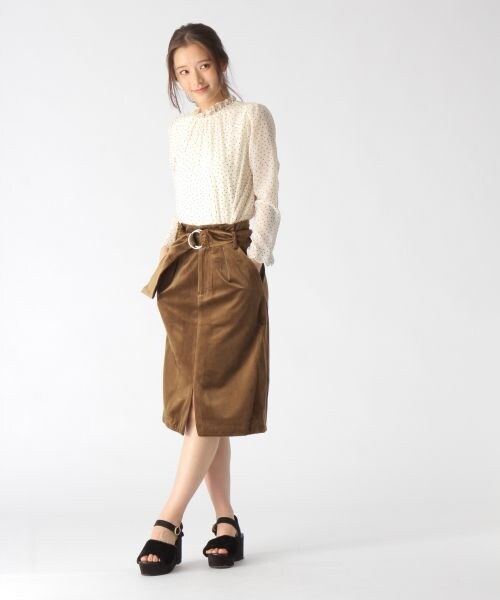 mysty woman（ミスティウーマン）の「ベルト付ベロアタイトスカート（スカート・レディース・ピンク系/ネイビー・F）」の5枚目の写真