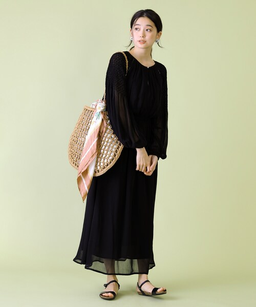 【美品】ハンドスモッキングワンピース 084123582_29_m.webp